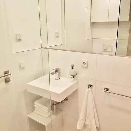 Bei Playmobil 1,130m2 Apartment