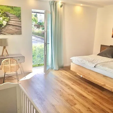 Apartment Bei Playmobil 1,130m2,24h Self Check-in, Free Parking *