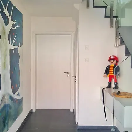 Bei Playmobil 1,130m2,24h Self Check-in, Free Parking Apartment *